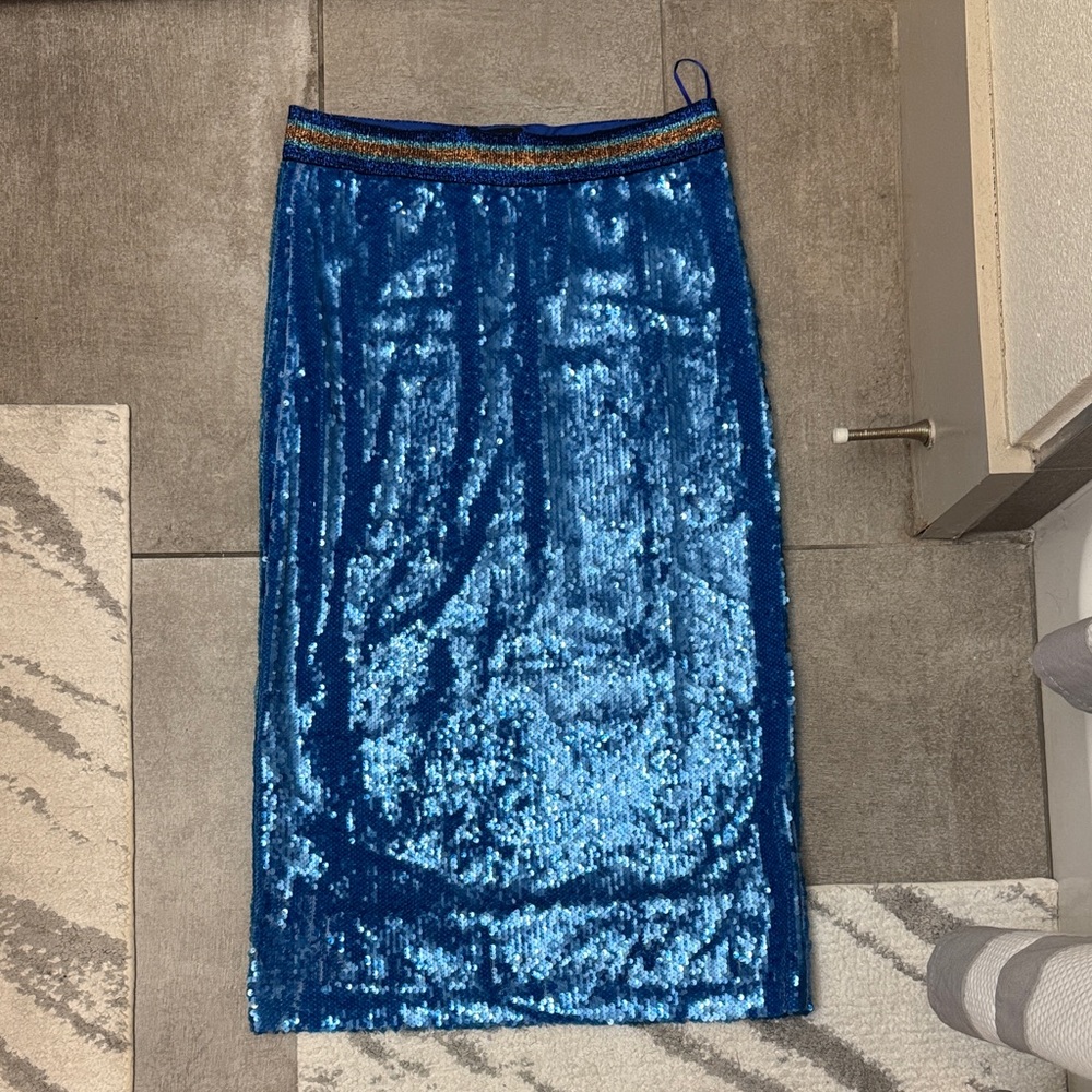 Elegant Blue Sequin Midi Skirt